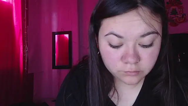 NikkiRous  online show from October 2025 02:24:02 PM