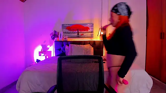 Dulce charlottee online show from January 2025 07:20:01 PM