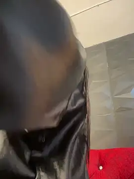 Snapshot of Ema_azel chatting on December 2024 04:46:02 PM Ema azel online show from December 2024 04:46:02 PM