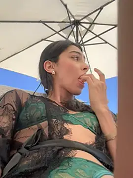 Snapshot of Ema_azel chatting on January 2025 05:28:01 PM Ema azel online show from January 2025 05:28:01 PM