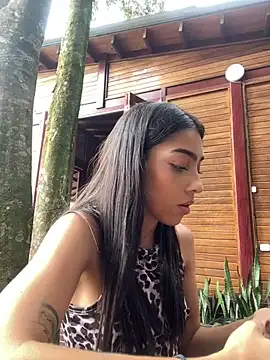 Snapshot of Ema_azel chatting on February 2025 05:21:02 PM Ema azel online show from February 2025 05:21:02 PM