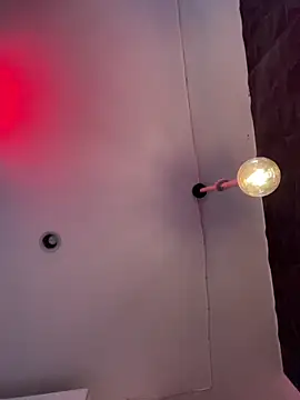 Snapshot of Ema_azel chatting on October 2025 01:31:02 PM Ema azel online show from October 2025 01:31:02 PM