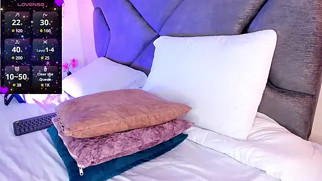 AilishBenson online show from February 2025 08:09:02 PM