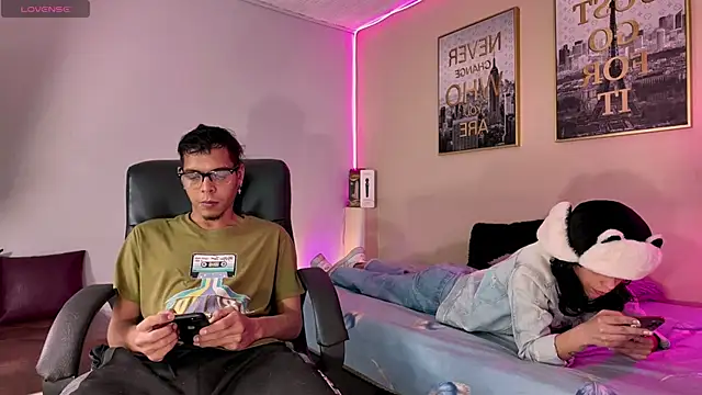 Snapshot of KokoAndRin chatting on January 2025 06:50:01 PM KokoAndRin online show from January 2025 06:50:01 PM