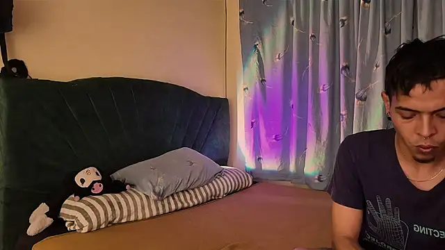 Snapshot of KokoAndRin chatting on March 2025 01:57:02 AM KokoAndRin online show from March 2025 01:57:02 AM