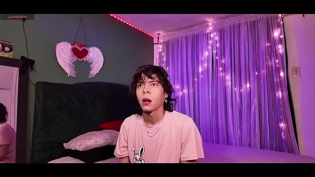 Snapshot of KokoAndRin chatting on November 2025 09:07:02 AM KokoAndRin online show from November 2025 09:07:02 AM