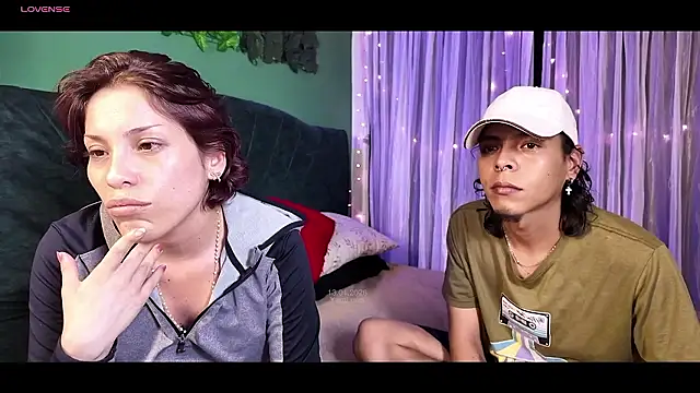 Snapshot of KokoAndRin chatting on January 2026 09:42:02 PM KokoAndRin online show from January 2026 09:42:02 PM