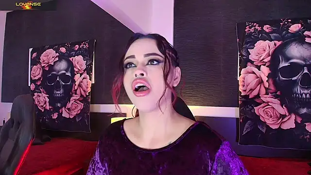 EvaaFoxxy1 online show from March 2026 12:09:01 PM