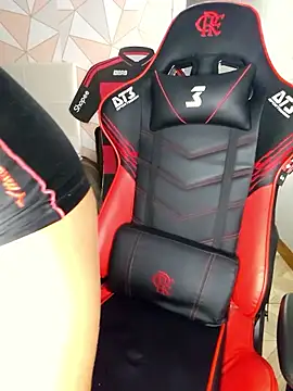 moreninhasilva online show from April 2026 12:21:02 AM