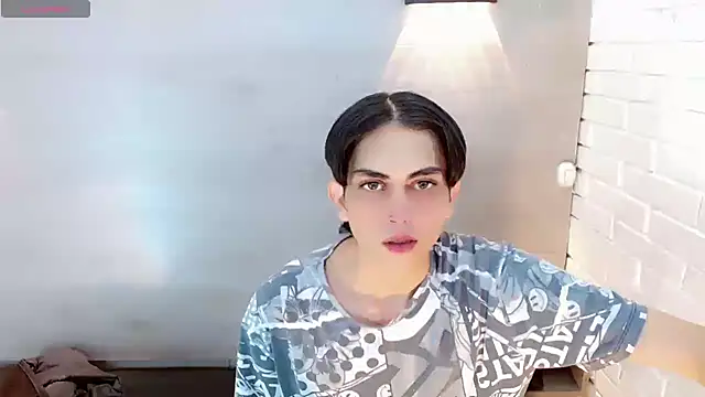 Daniela Pink  online show from September 2025 08:44:01 PM