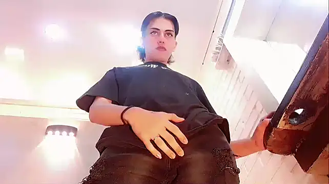 Daniela Pink  online show from January 2026 07:15:01 PM