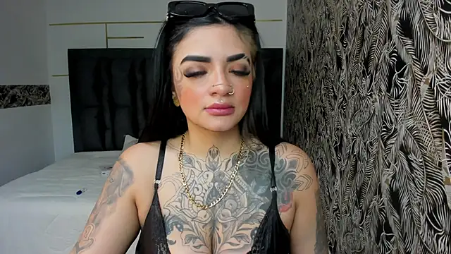 Anhell7 x online show from November 2025 07:32:02 PM