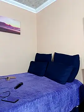 Fantasy1976 online show from October 2025 02:51:02 PM