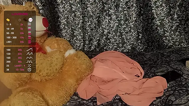 shuhana  online show from March 2025 12:54:02 AM