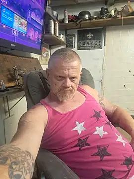 Snapshot of MagicAdmiralty5 chatting on October 2025 07:06:02 AM MagicAdmiralty5 online show from October 2025 07:06:02 AM