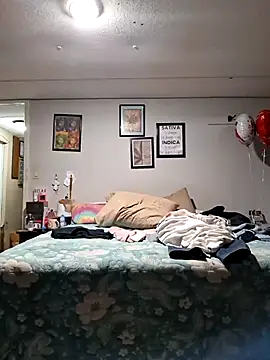 Snapshot of MagicAdmiralty5 chatting on February 2026 09:32:01 PM MagicAdmiralty5 online show from February 2026 09:32:01 PM