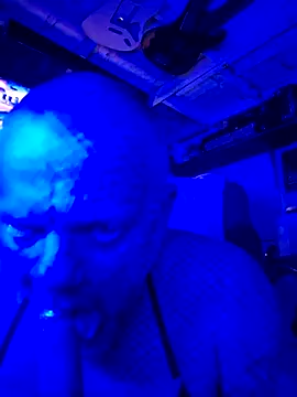 Snapshot of MagicAdmiralty5 chatting on March 2026 09:22:01 AM MagicAdmiralty5 online show from March 2026 09:22:01 AM