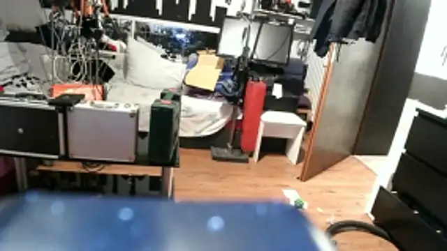 lukasdie online show from April 2026 07:47:02 PM