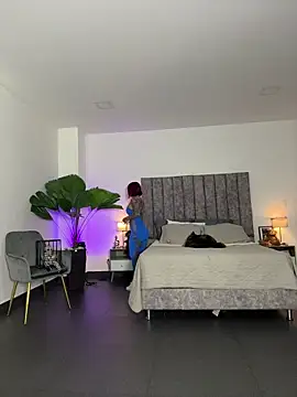 milaivanova online show from October 2025 12:05:02 PM