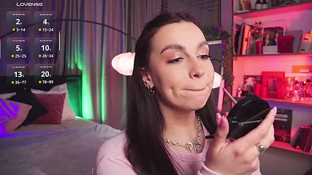 LunaNight online show from February 2025 12:06:01 AM