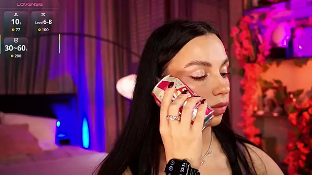 LunaNight online show from October 2025 08:18:02 PM