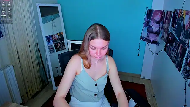 Molly sweetie online show from March 2025 10:03:02 AM