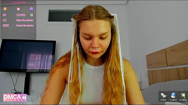 Snapshot of Molly_sweetie chatting on May 2026 06:41:01 AM Molly sweetie online show from May 2026 06:41:01 AM