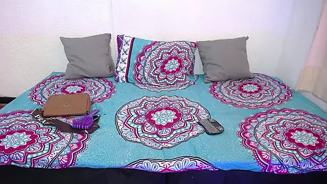  joanne and oliver  online show from March 2026 03:07:02 PM