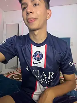 Leonarrrd 01 online show from December 2024 03:05:02 AM