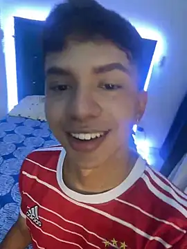 Leonarrrd 01 online show from January 2025 12:57:02 AM