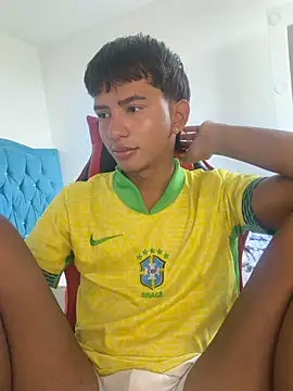 Leonarrrd 01 online show from December 2025 08:14:01 PM