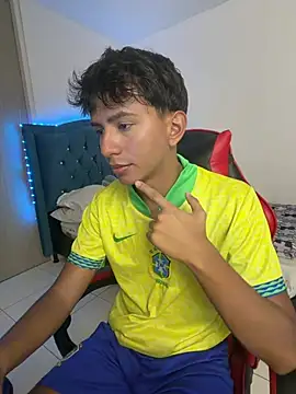 Leonarrrd 01 online show from March 2026 11:55:02 PM