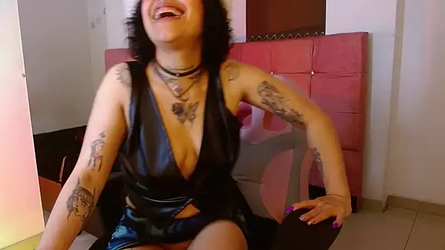 miahernadez303av online show from March 2025 08:52:02 AM