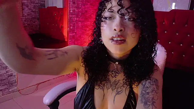 miahernadez303av online show from July 2026 03:55:02 AM