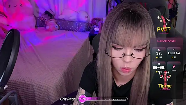 Kerry Kirk online show from February 2025 09:46:02 PM