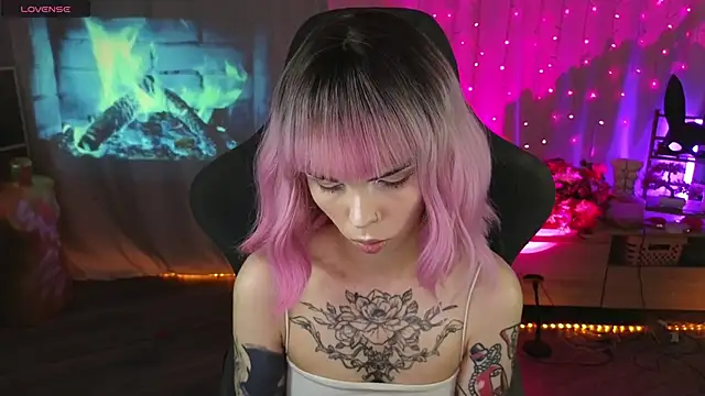 Kerry Kirk online show from March 2026 11:22:01 PM