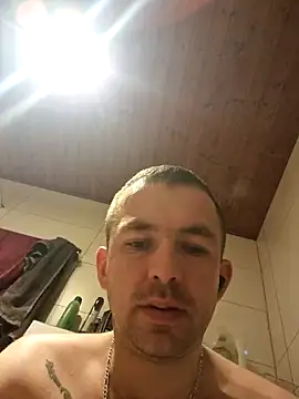 Snapshot of magicSeX4You chatting on February 2025 09:20:02 PM magicSeX4You online show from February 2025 09:20:02 PM