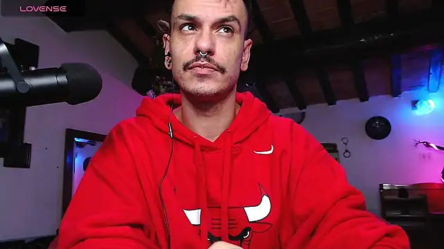 Snapshot of cek_186 chatting on December 2024 06:52:02 AM cek 186 online show from December 2024 06:52:02 AM