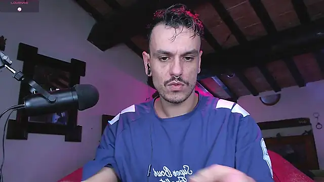 Snapshot of cek_186 chatting on December 2024 04:43:01 PM cek 186 online show from December 2024 04:43:01 PM