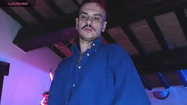 Snapshot of cek_186 chatting on January 2025 06:03:02 PM cek 186 online show from January 2025 06:03:02 PM