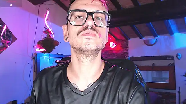 Snapshot of cek_186 chatting on January 2025 04:07:01 PM cek 186 online show from January 2025 04:07:01 PM