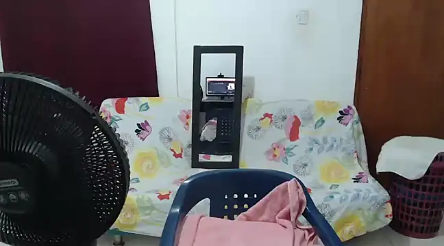 luz stella online show from December 2024 09:02:02 PM