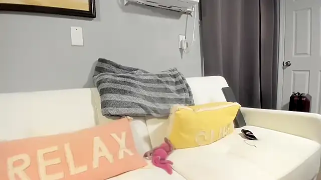 Persiasparadise online show from November 2025 02:33:01 AM