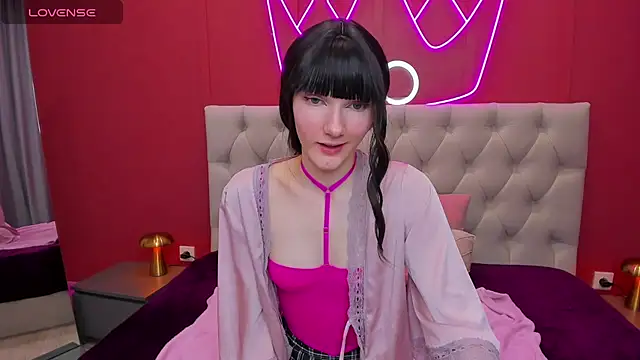 Lili flowerr online show from March 2025 10:13:02 AM