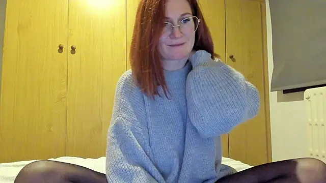 Sheandhim23 online show from December 2024 05:55:01 PM