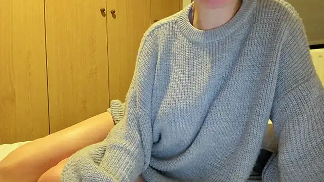 Sheandhim23 online show from March 2025 08:20:02 PM