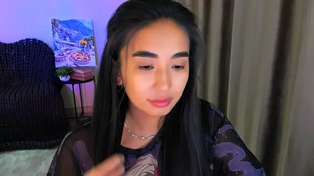 worldofkim online show from March 2025 06:00:01 PM