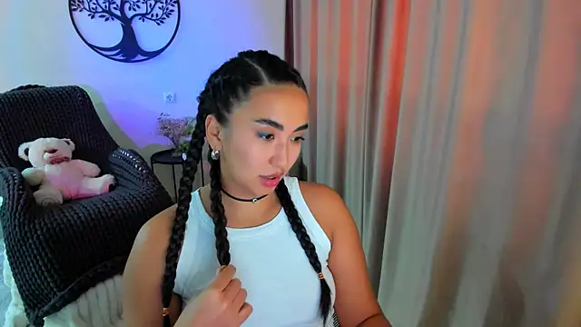 Snapshot of worldofkim chatting on November 2025 08:34:02 AM worldofkim online show from November 2025 08:34:02 AM