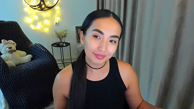 Snapshot of worldofkim chatting on February 2026 08:07:01 PM worldofkim online show from February 2026 08:07:01 PM