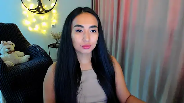 Snapshot of worldofkim chatting on February 2026 10:40:01 AM worldofkim online show from February 2026 10:40:01 AM